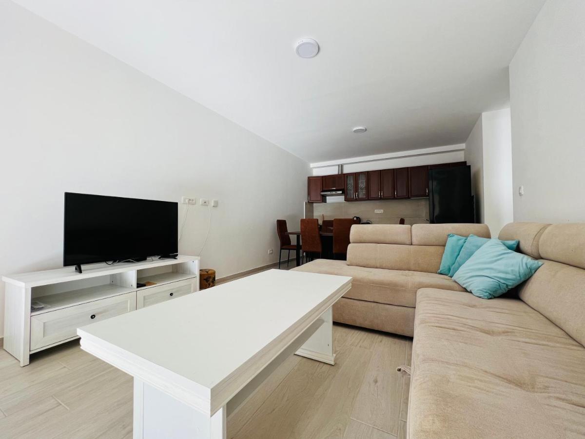 Apartment With Terrace And Private Parking Kotor Buitenkant foto